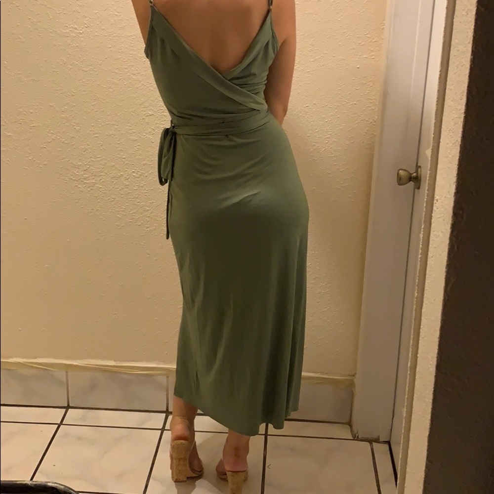 Green adjustable dress- S - Picture 3 of 4